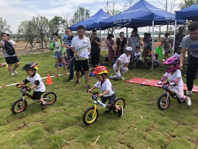 相約圣德保，開(kāi)啟小騎士綠色騎行之旅